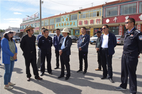州政府副州长刘宝春一行来刚察县检查指导第十六届环湖赛赛前各项工作