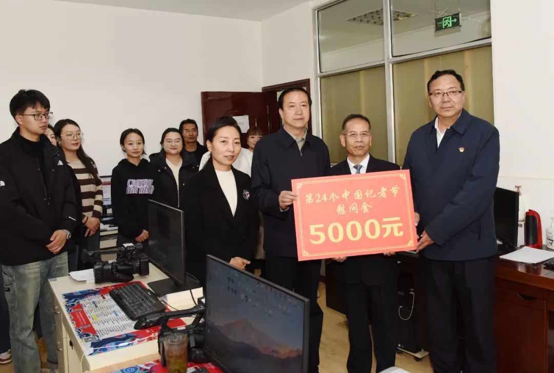 1699501614138192.jpg 3.jpg