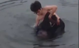 1727652415103037.jpg 图片